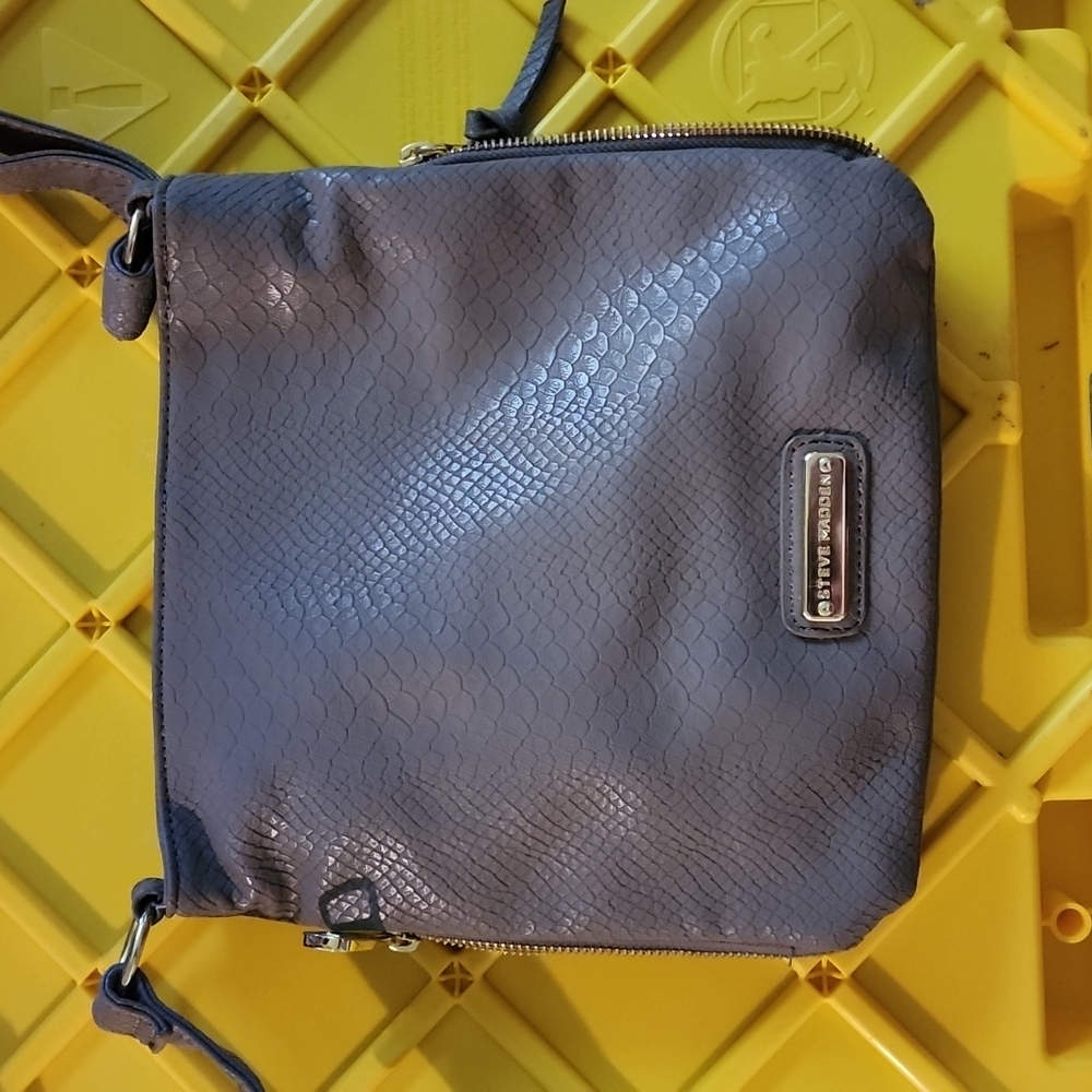 Steve Madden taupe grey crossbody purse